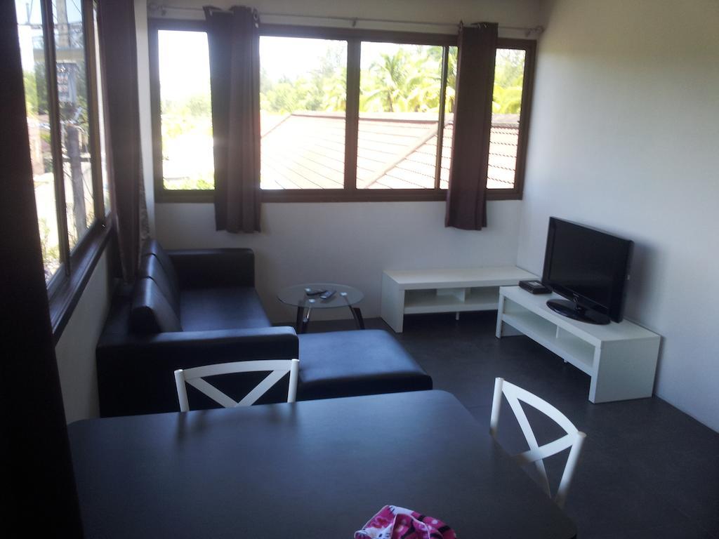 Living Room Apartments Bang Lut Beach Khaolak Bang Sak Habitación foto